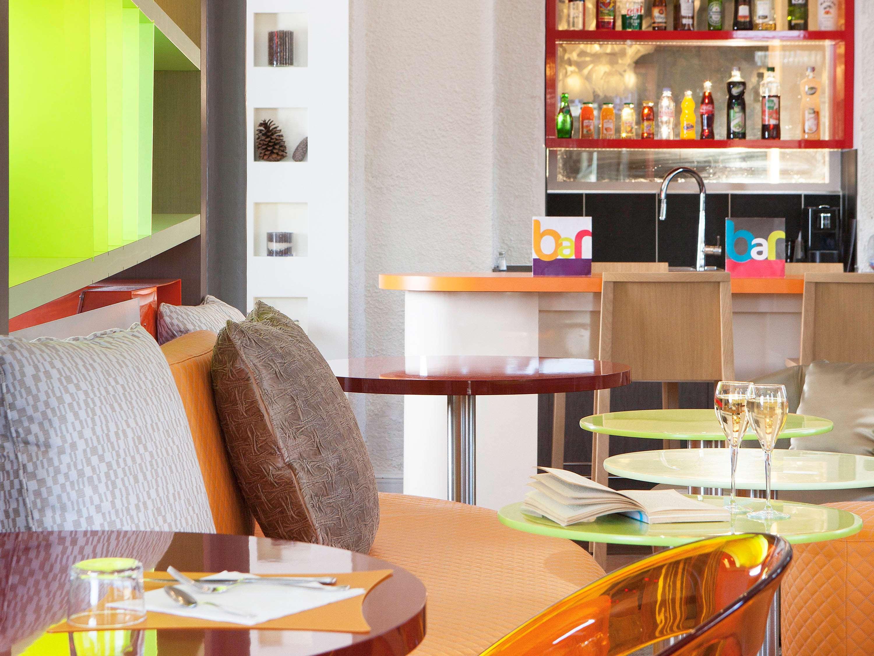 Ibis Styles Bayonne Hotel Restoran foto