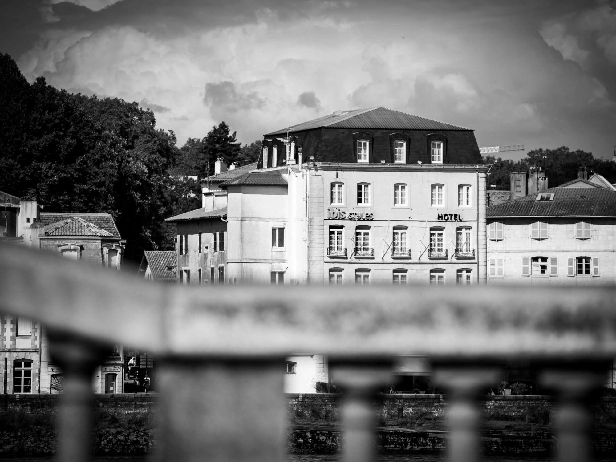 Ibis Styles Bayonne Hotel Bagian luar foto