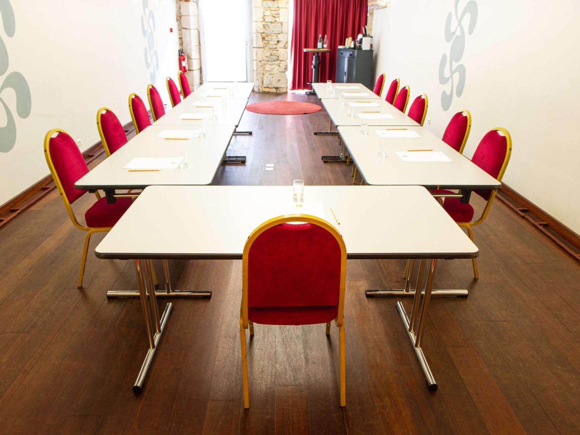 Ibis Styles Bayonne Hotel Bagian luar foto