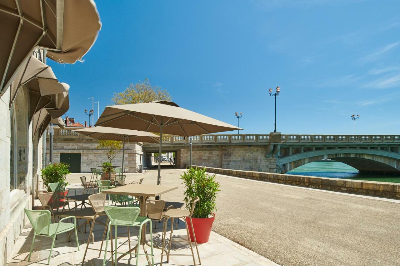 Ibis Styles Bayonne Hotel Bagian luar foto